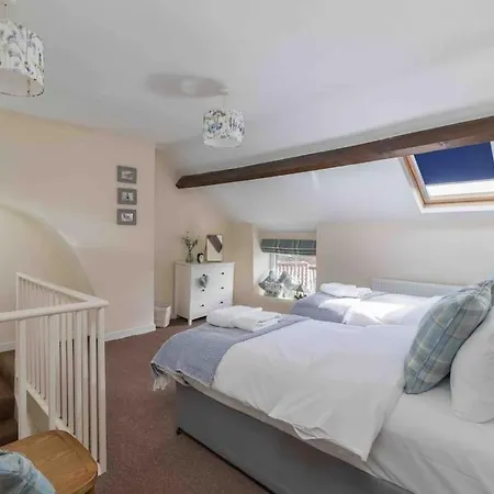 Luxury Nestled In The Heart Of - Pet Friendly Ferienhaus