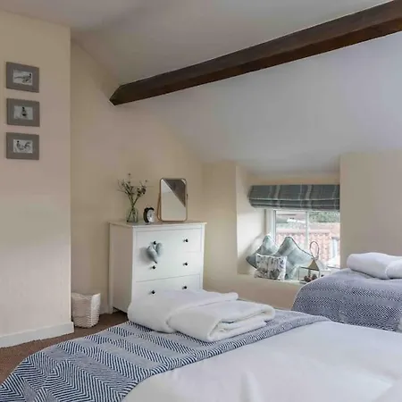 Holiday home Luxury Nestled In The Heart Of - Pet Friendly Pickering