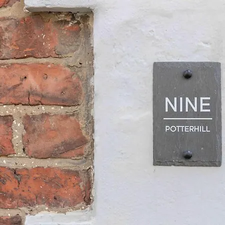 Ferienhaus Luxury Nestled In The Heart Of - Pet Friendly