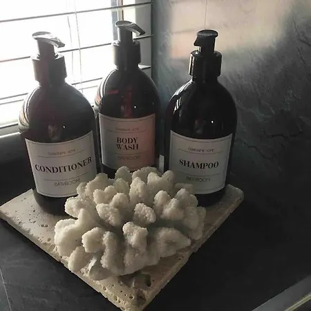 Luxury Nestled In The Heart Of - Pet Friendly Dom wakacyjny *